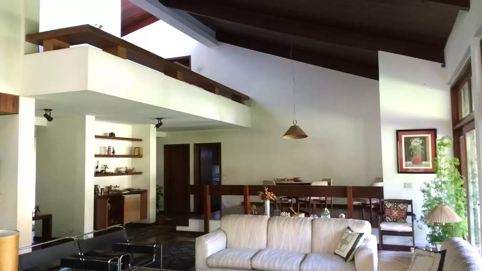 Sala de estar casa à venda em Alphaville Residencial 1, Alphaville, Barueri — 3 suítes, 890 m² — imagem 2 de 9
