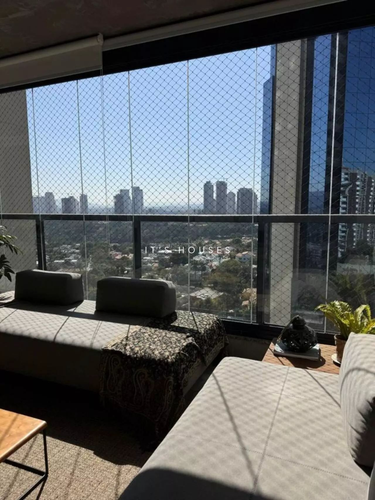 Cozinha e área gourmet apartamento à venda em Canvas Alphaville, Alphaville, Barueri — 4 suítes, 282 m² — imagem 3 de 3
