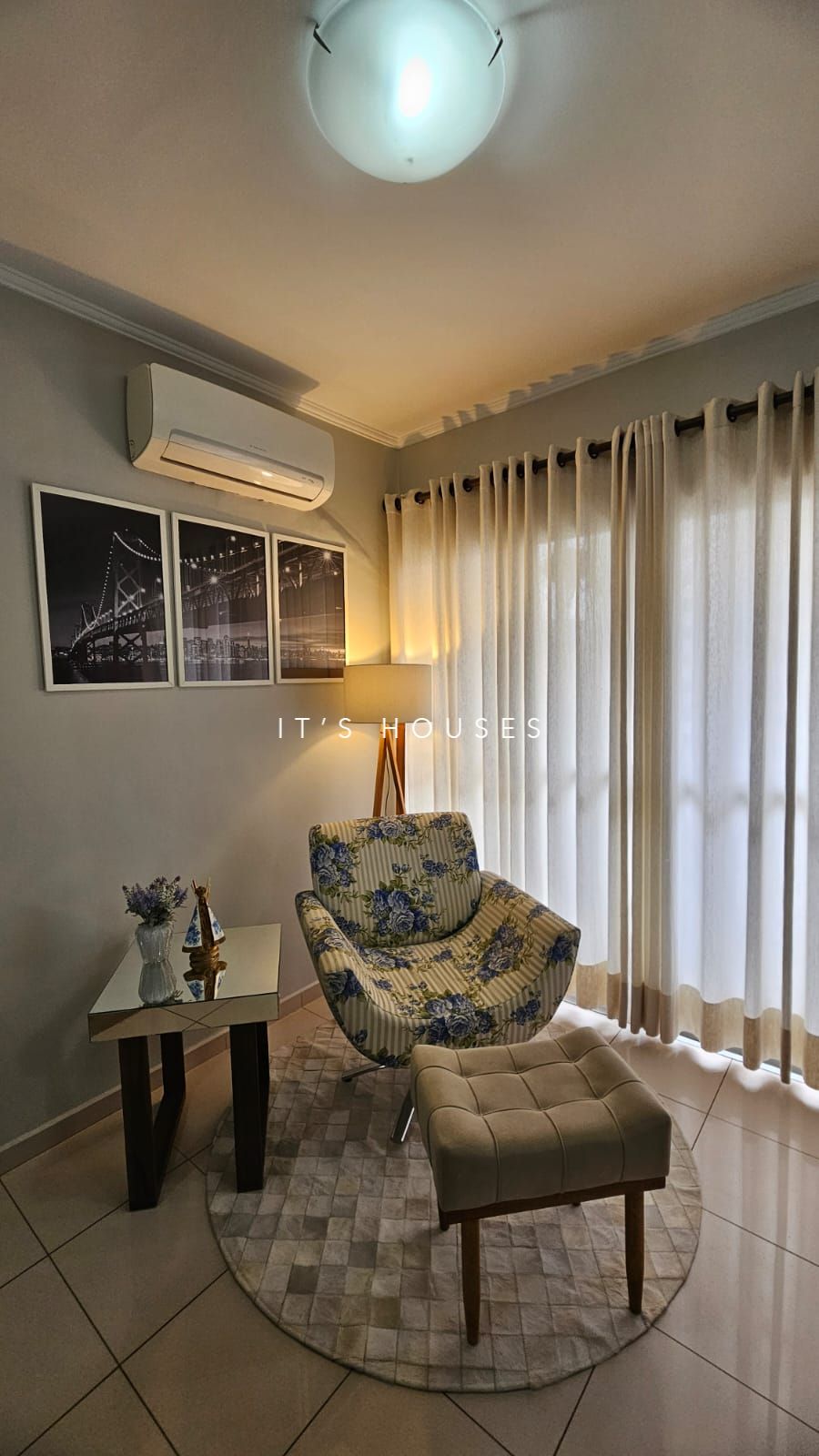 Cozinha e área gourmet apartamento à venda em Edificio Discovery, Alphaville, Barueri — 1 suíte, 130 m² — imagem 3 de 13