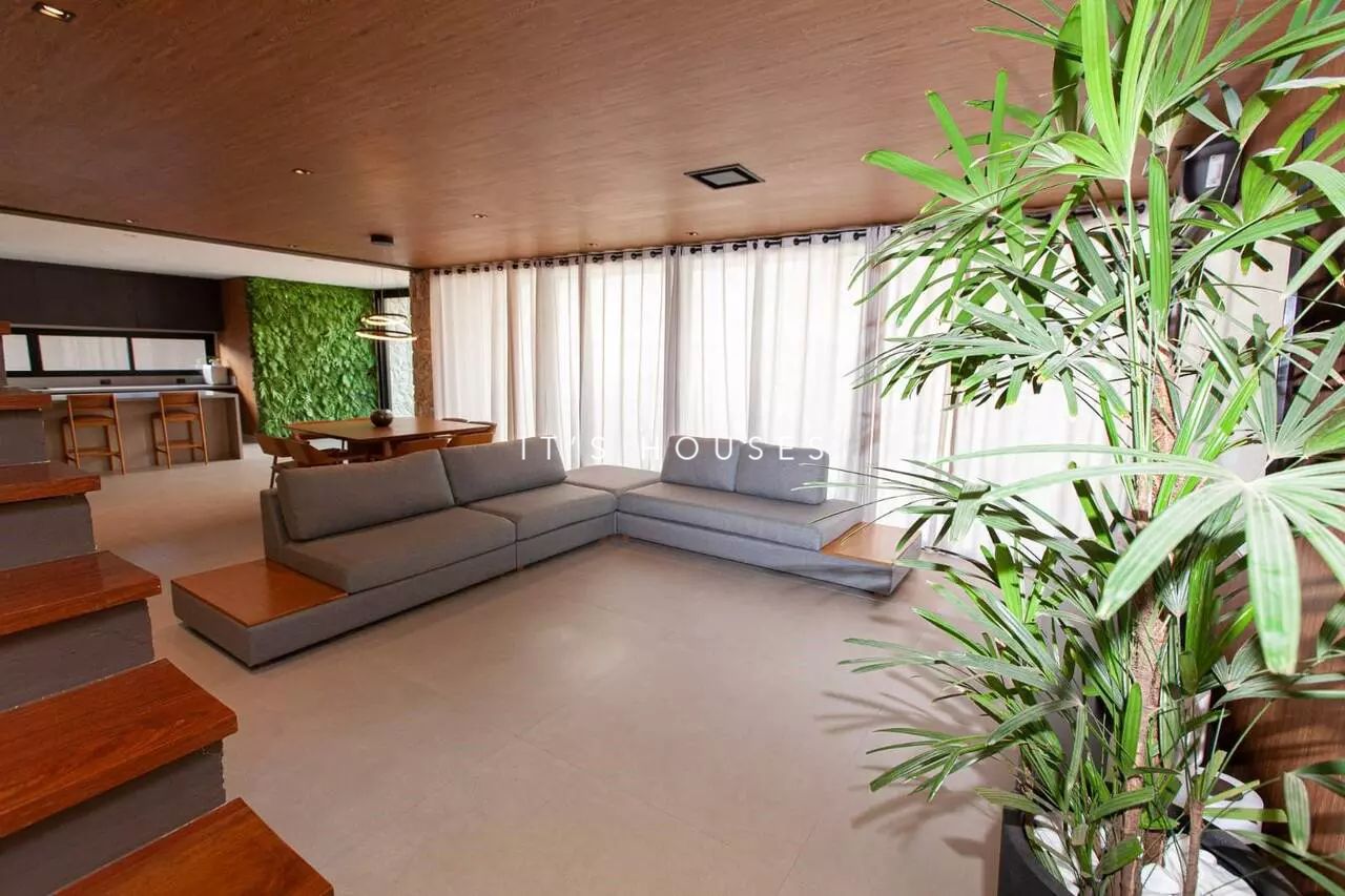 Suíte principal casa à venda em Alphaville, Santana de Parnaíba — 4 suítes, 400 m² — imagem 4 de 12