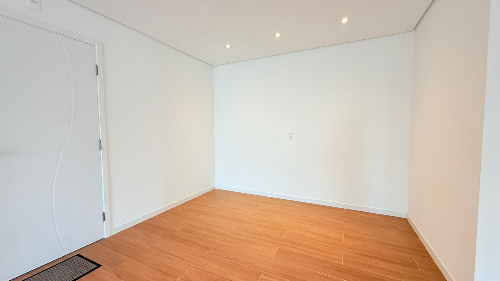 Suíte principal apartamento para alugar em Oka Mamore, Alphaville, Barueri — 2 dormitórios, 124 m² — imagem 4 de 18