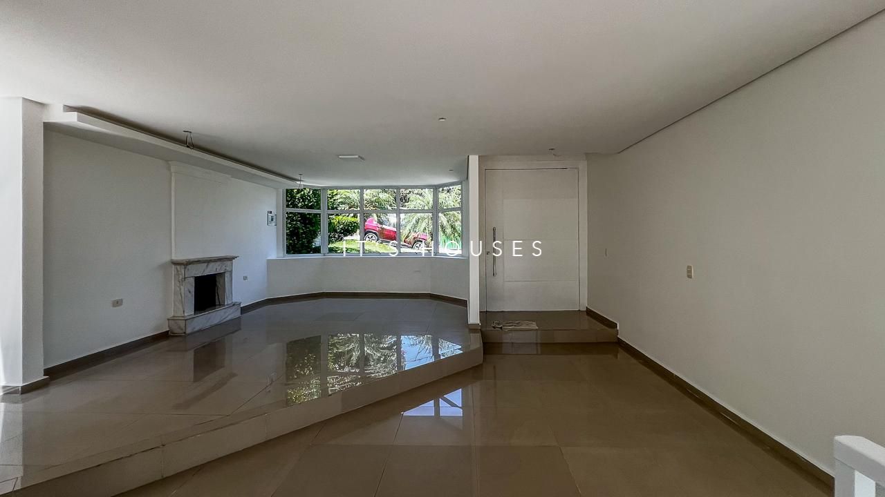 Área de convivência casa à venda em Alphaville Residencial 8, Alphaville, Santana de Parnaíba — 4 suítes, 800 m² — imagem 6 de 27
