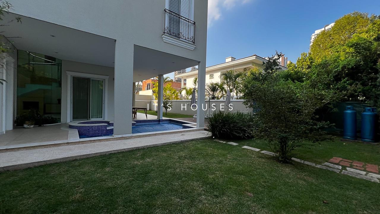 Sala de estar casa à venda em Alpha Plus, Alphaville, Barueri — 4 suítes, 508 m² — imagem 2 de 34