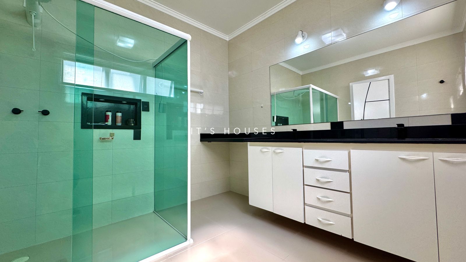Sala de estar casa à venda em Alphaville Residencial 6, Alphaville, Santana de Parnaíba — 4 dormitórios, 360 m² — imagem 2 de 20