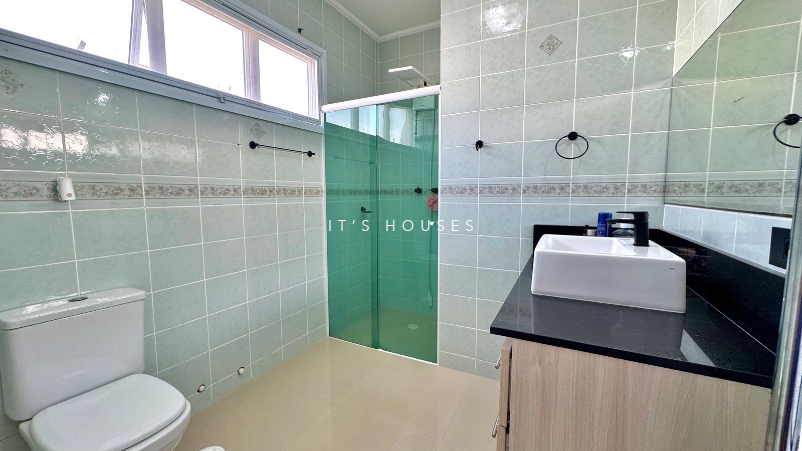 Cozinha e área gourmet casa à venda em Alphaville Residencial 6, Alphaville, Santana de Parnaíba — 4 dormitórios, 360 m² — imagem 3 de 20