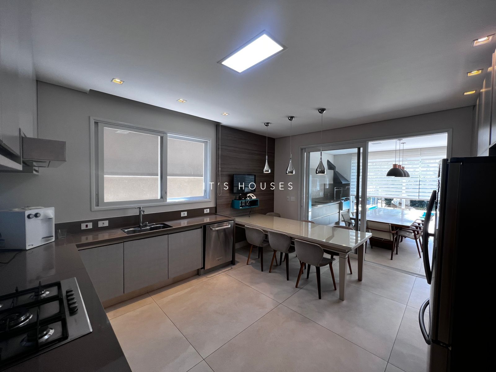 Área de convivência casa à venda em Villa Solaia , Alphaville, Barueri — 4 suítes, 608 m² — imagem 6 de 44