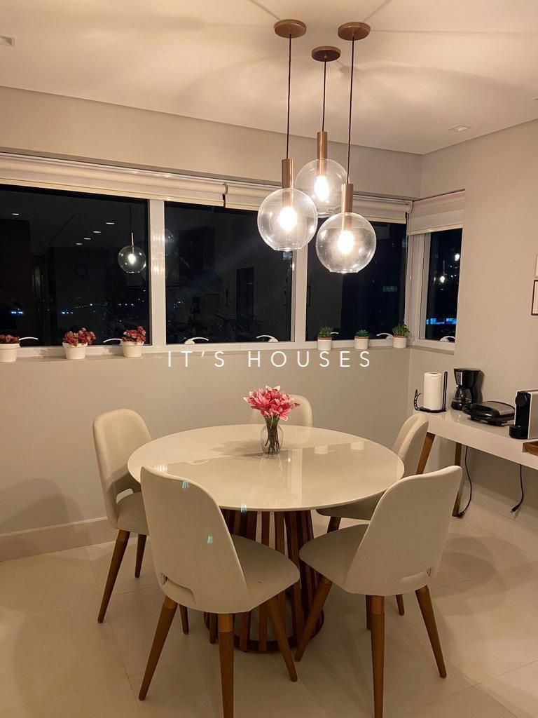 Suíte principal apartamento à venda em The Lake Alphaville, Alphaville, Barueri — 4 suítes, 336 m² — imagem 4 de 25
