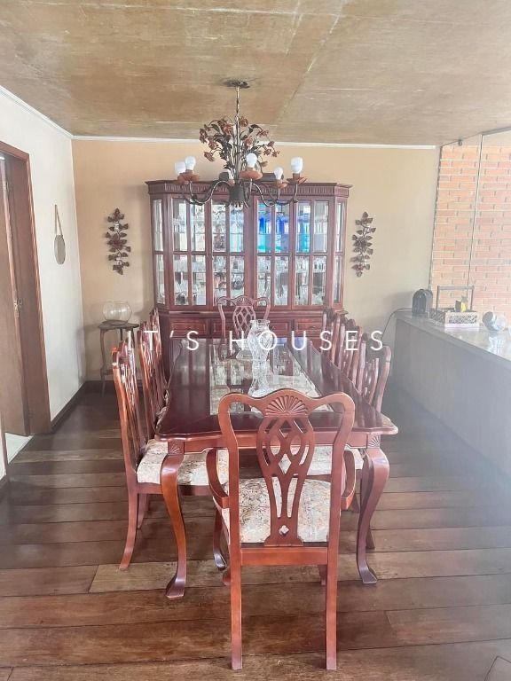 Cozinha e área gourmet casa à venda em Alphaville Residencial 6, Alphaville, Santana de Parnaíba — 3 suítes, 420 m² — imagem 3 de 7