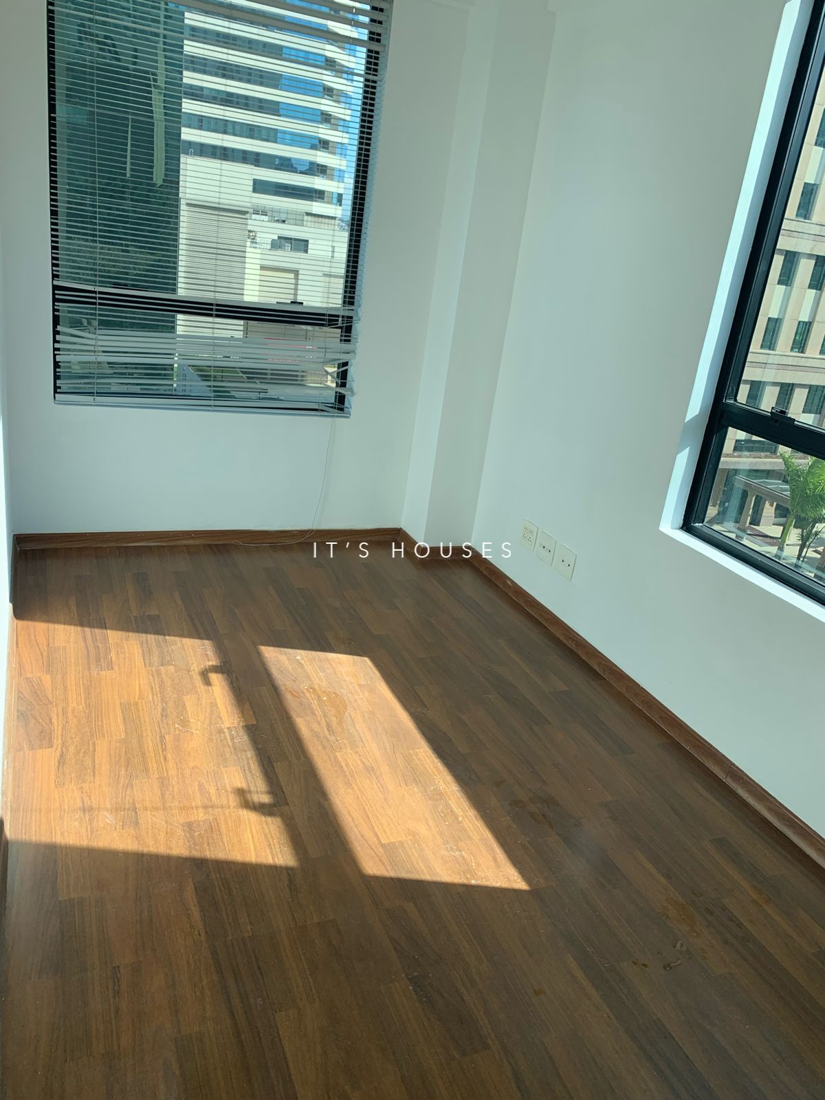 Área de convivência flat à venda em Edificio West Gate Alphaville, Alphaville, Barueri — 46 m² — imagem 6 de 12