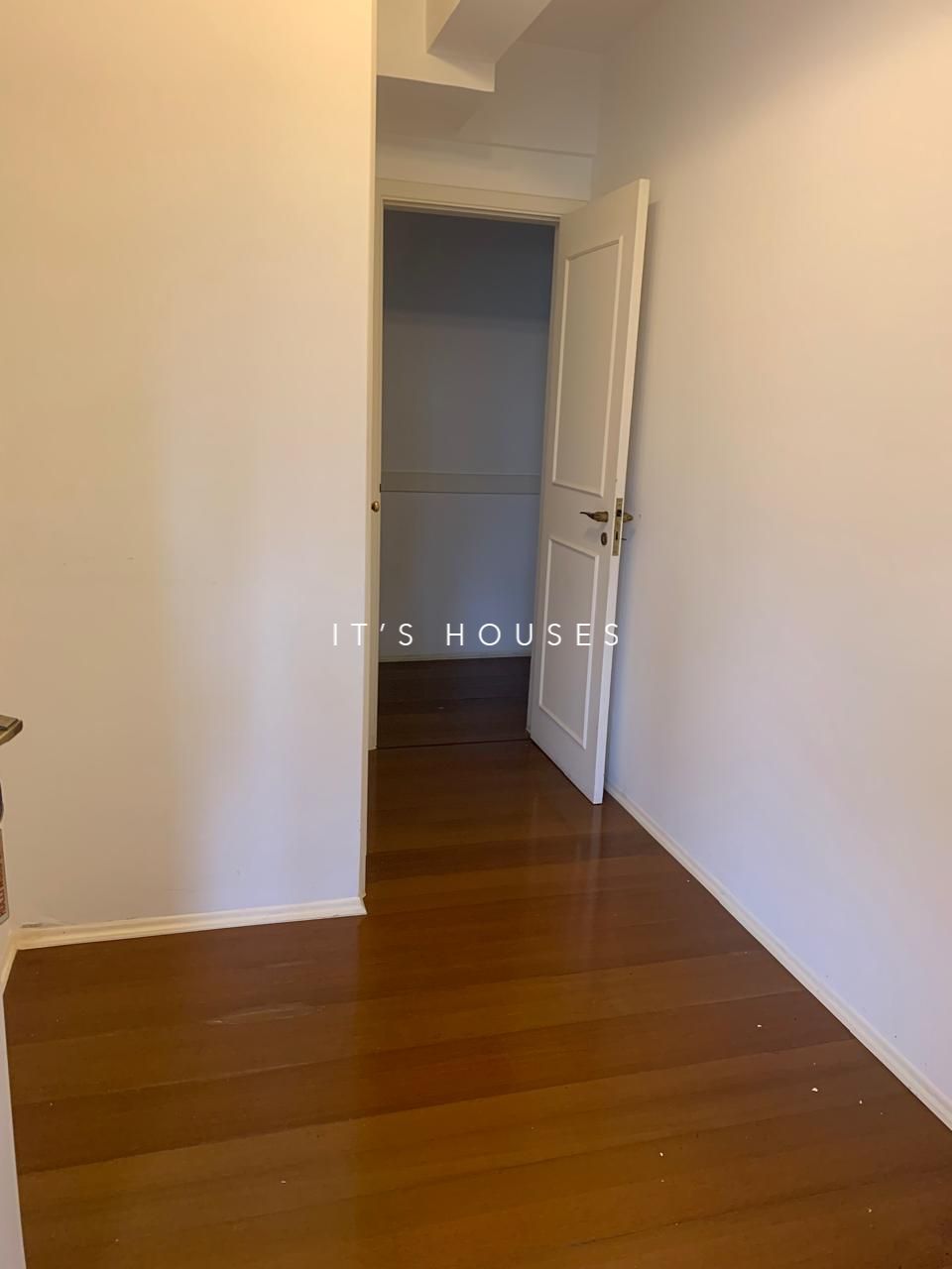 Cozinha e área gourmet apartamento para alugar em Condominio Edificio Phanton, Alphaville, Barueri — 2 suítes, 278 m² — imagem 3 de 26