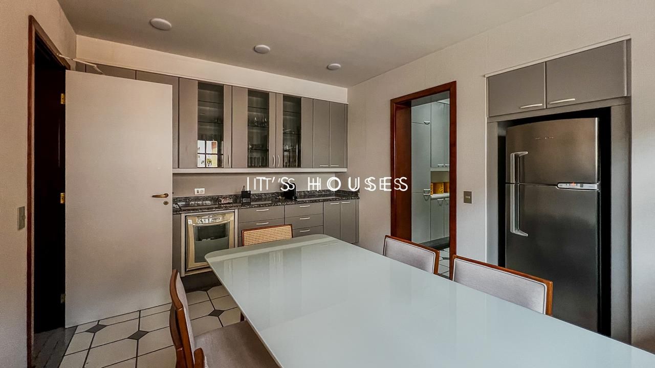 Área de convivência casa à venda ou para alugar em Alphaville Residencial 11, Alphaville, Santana de Parnaíba — 4 suítes, 1559 m² — imagem 6 de 31