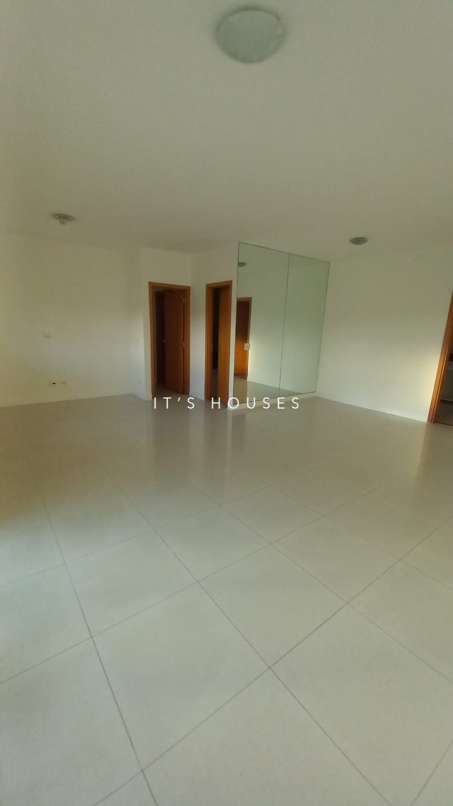 Cozinha e área gourmet apartamento à venda em Resort Tambore, Alphaville, Santana de Parnaíba — 1 suíte, 133 m² — imagem 3 de 28