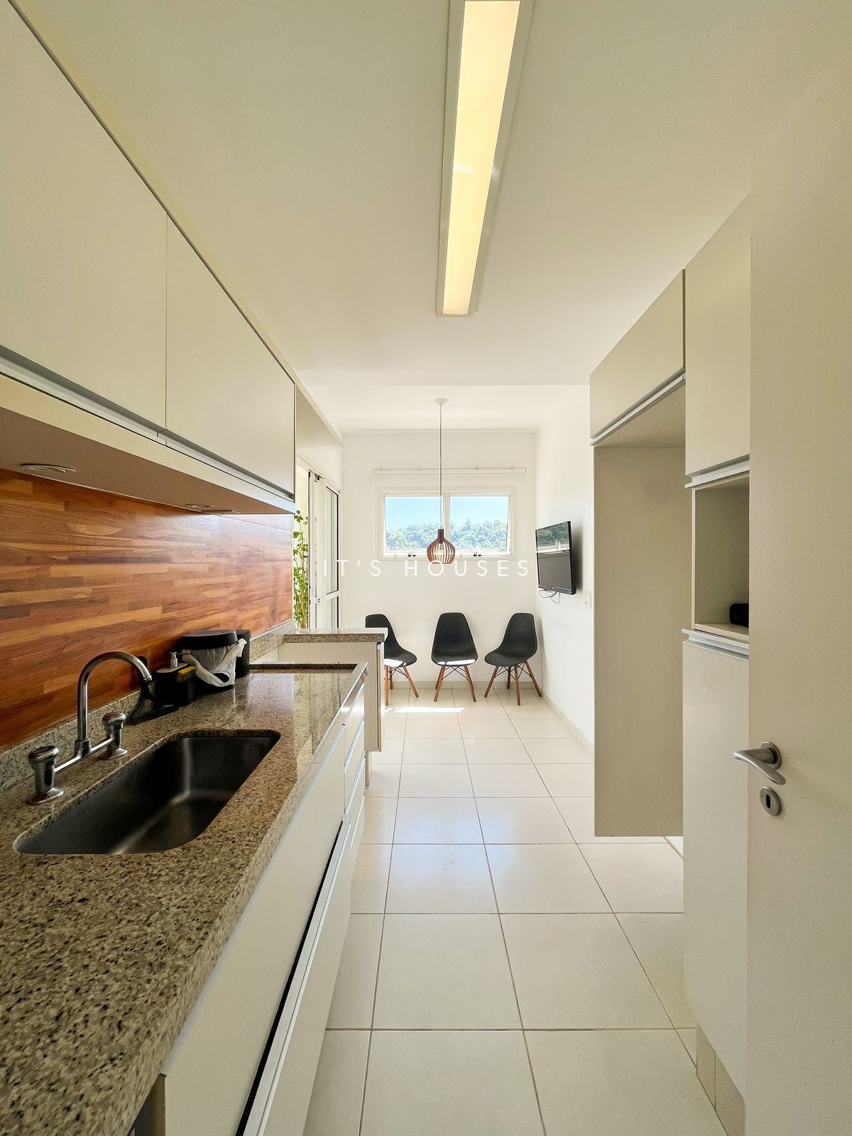 Fachada apartamento à venda em Green Tambore, Alphaville, Santana de Parnaíba — 1 suíte, 110 m² — imagem 1 de 14