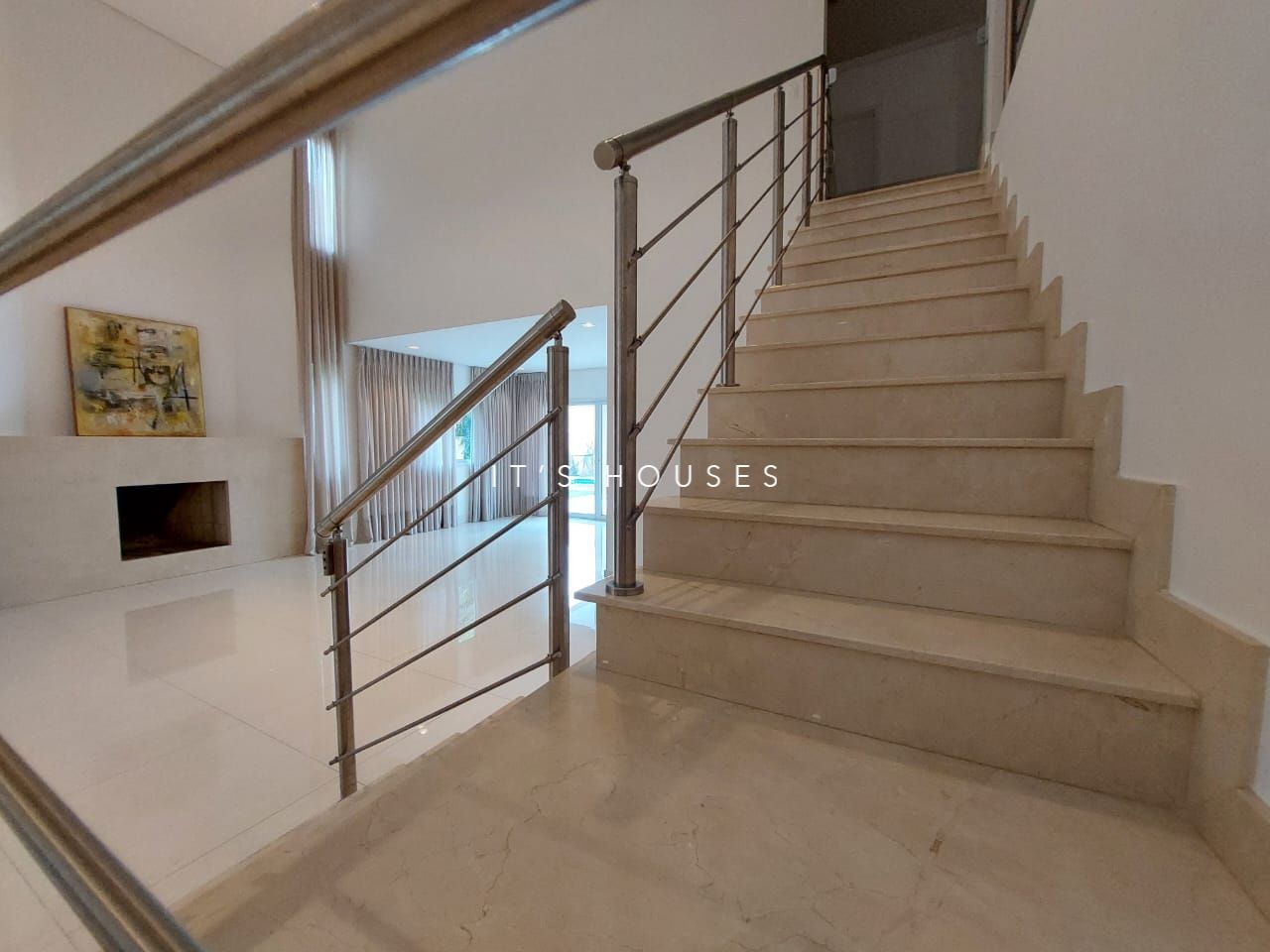 Piscina e área externa casa à venda ou para alugar em Alphaville Residencial 11, Alphaville, Santana de Parnaíba — 2 suítes, 562 m² — imagem 5 de 12