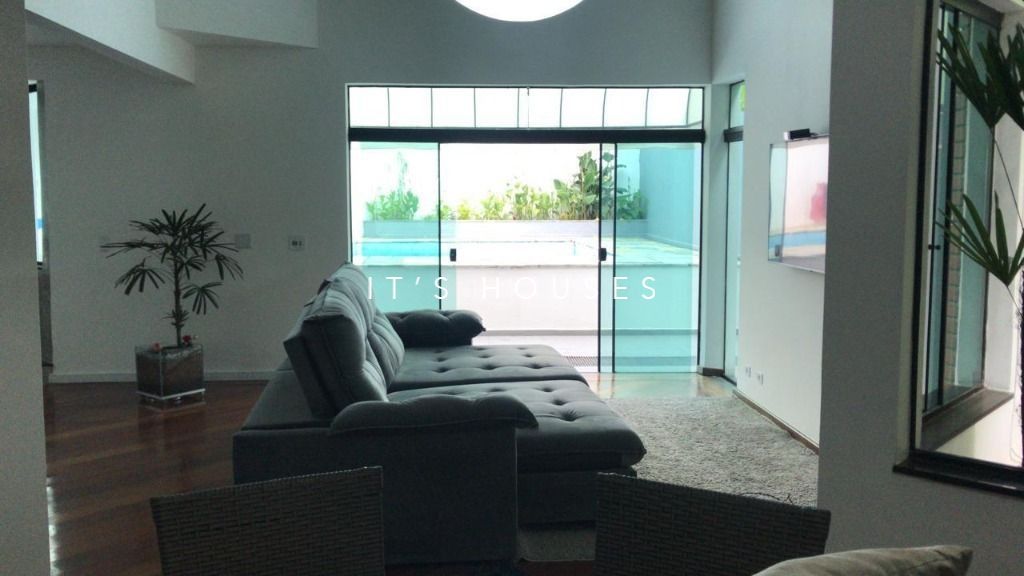 Área de convivência casa à venda em Alphaville Residencial 9, Alphaville, Santana de Parnaíba — 2 suítes, 360 m² — imagem 6 de 10