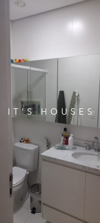 Sala de estar apartamento à venda em Trix Tambore Housing, Alphaville, Santana de Parnaíba — 1 suíte, 50 m² — imagem 2 de 6