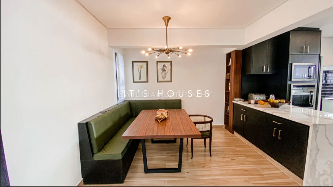 Sala de estar casa à venda ou para alugar em Alphaville Residencial 10, Alphaville, Santana de Parnaíba — 3 suítes, 1050 m² — imagem 2 de 16