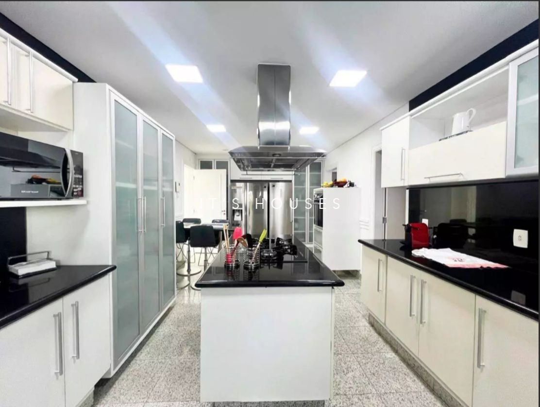 Sala de estar casa à venda em Alphaville Residencial 2, Alphaville, Barueri — 4 suítes, 650 m² — imagem 2 de 9