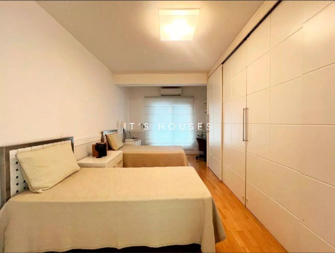 Cozinha e área gourmet casa à venda em Alphaville Residencial 2, Alphaville, Barueri — 4 suítes, 650 m² — imagem 3 de 9