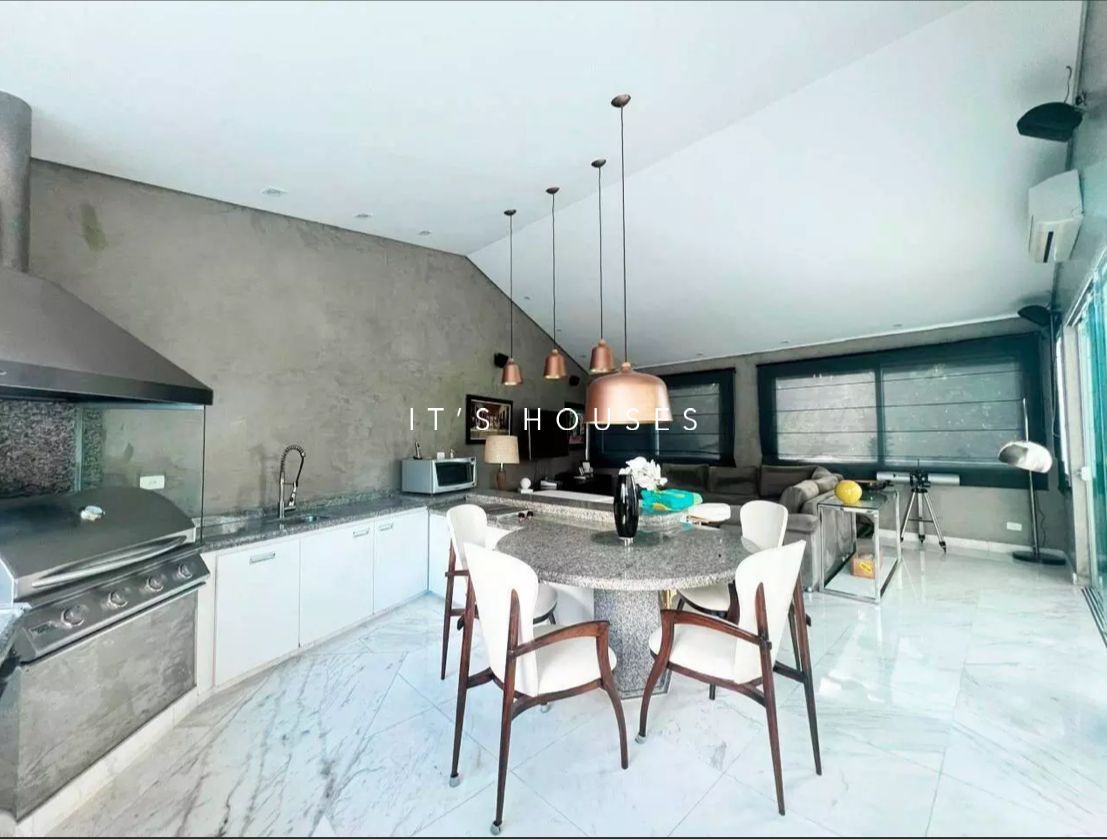 Suíte principal casa à venda em Alphaville Residencial 2, Alphaville, Barueri — 4 suítes, 650 m² — imagem 4 de 9