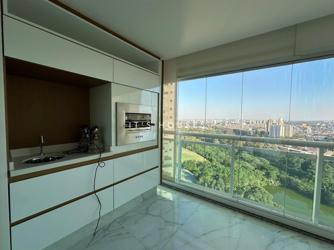 Suíte principal apartamento à venda ou para alugar em One Gramercy, Alphaville, Barueri — 3 suítes, 138 m² — imagem 4 de 16