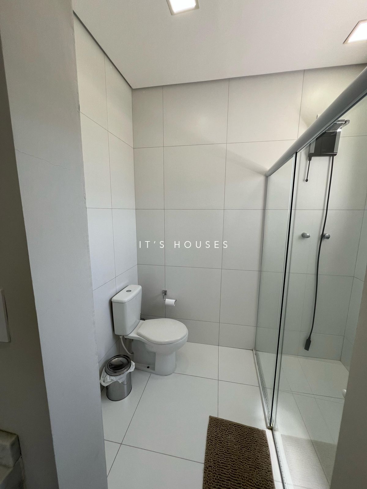 Sala de estar casa à venda em Santa Anna, Alphaville, Santana de Parnaíba — 3 suítes, 360 m² — imagem 2 de 31