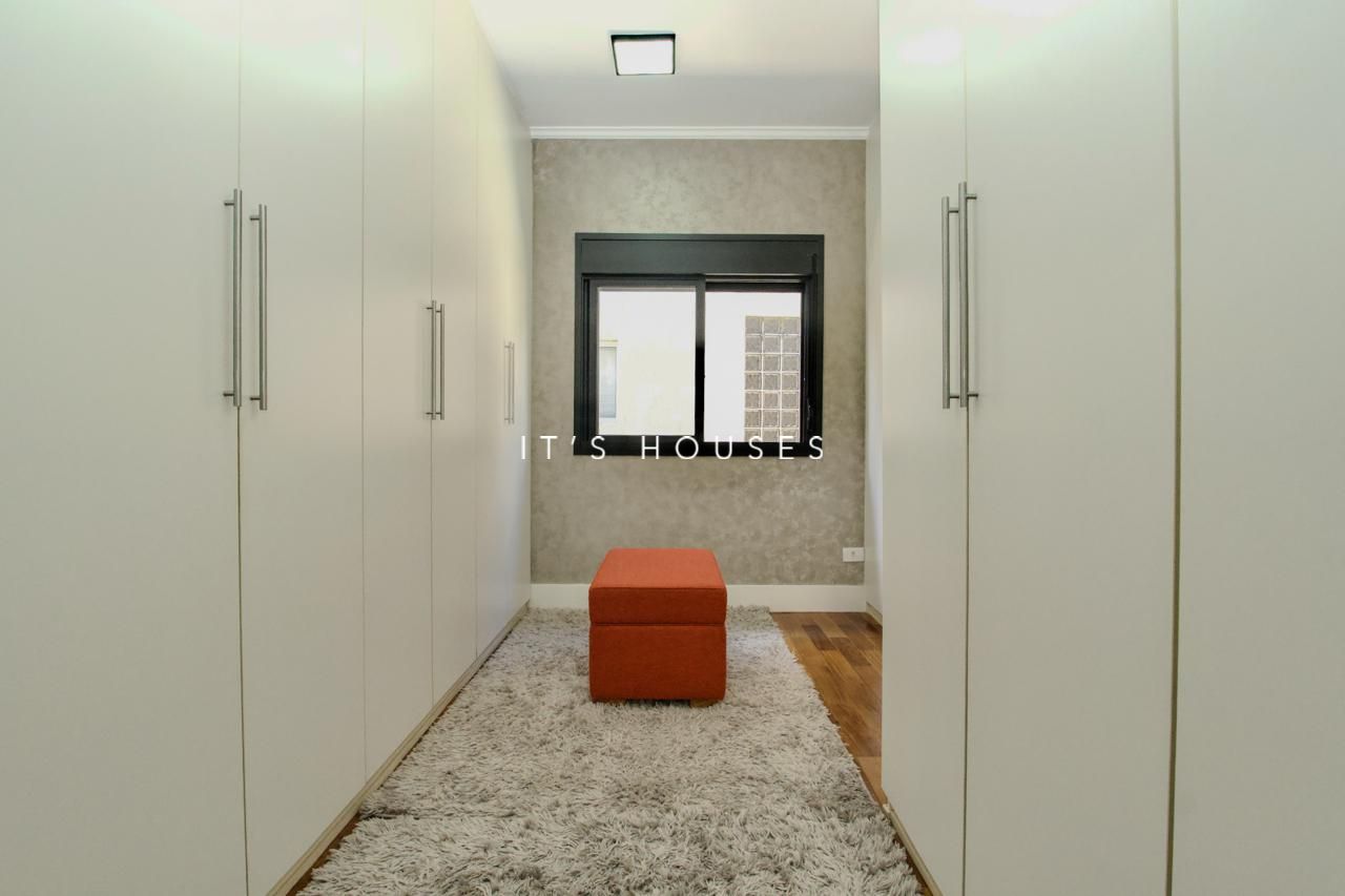 Suíte principal casa à venda em Alphaville Residencial 6, Alphaville, Santana de Parnaíba — 3 suítes, 500 m² — imagem 4 de 27