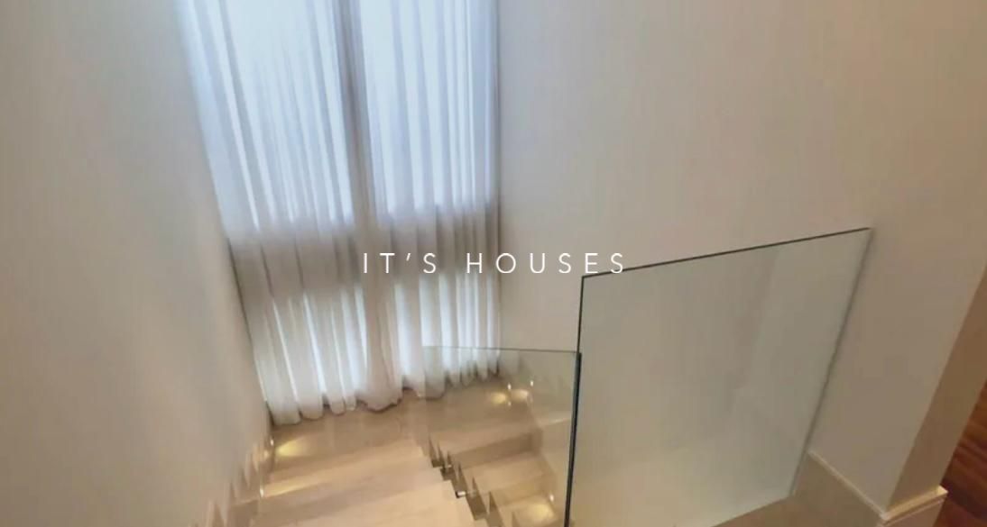Suíte principal casa à venda ou para alugar em Villa Solaia , Alphaville, Barueri — 4 suítes, 470 m² — imagem 4 de 26