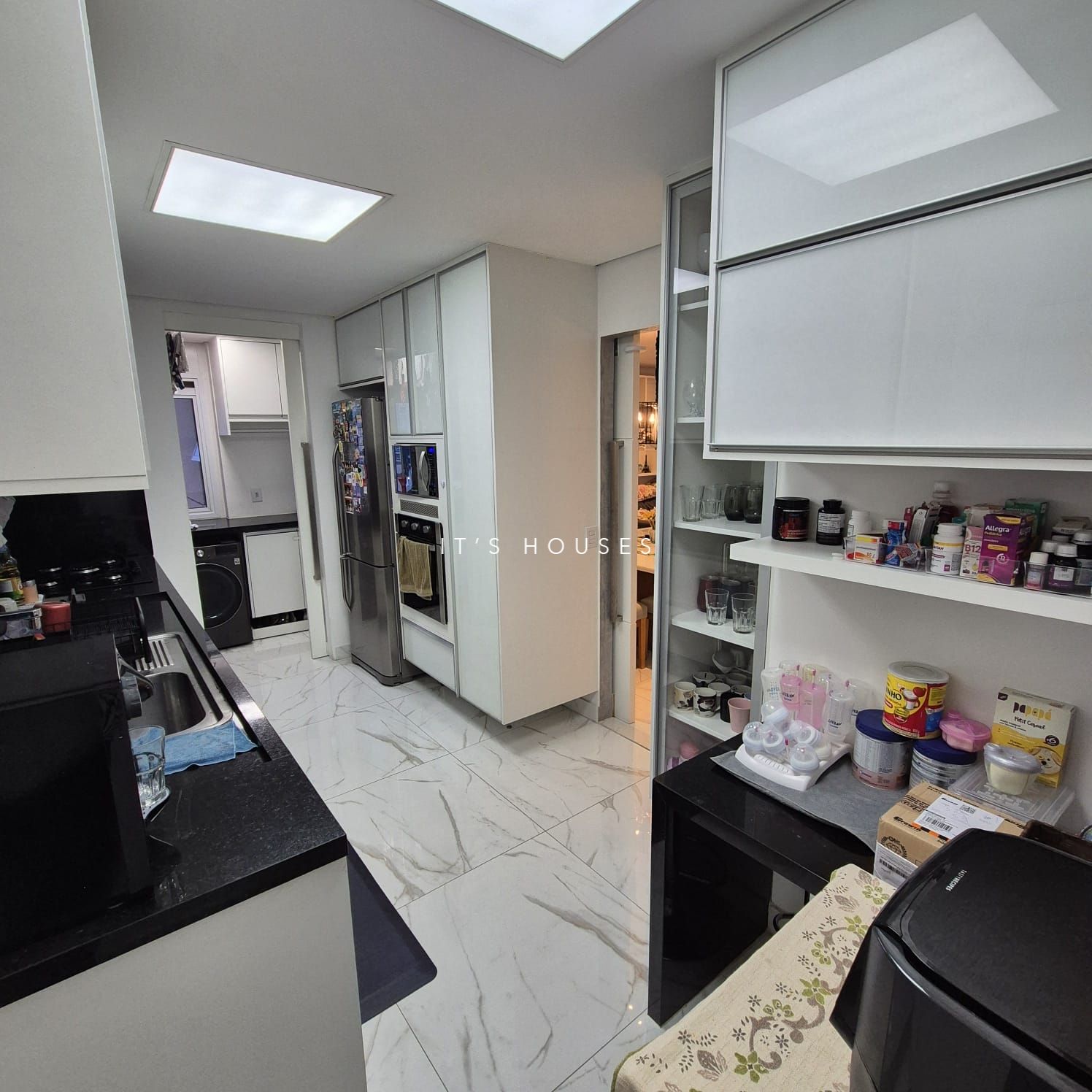Cozinha e área gourmet apartamento à venda em Alpha Park Alphaville, Alphaville, Barueri — 1 suíte, 107 m² — imagem 3 de 22