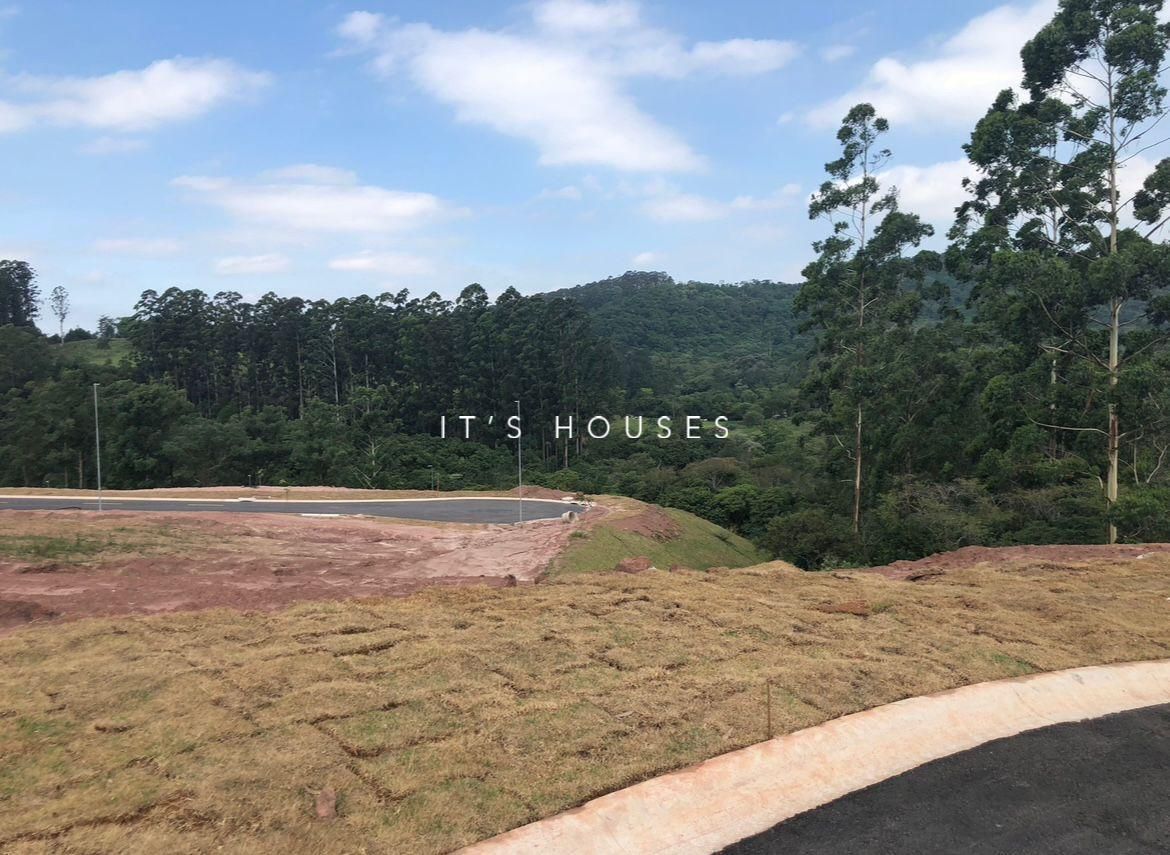 Sala de estar terreno_lote à venda em Itahye Residencial, Alphaville, Barueri — 519 m² — imagem 2 de 18