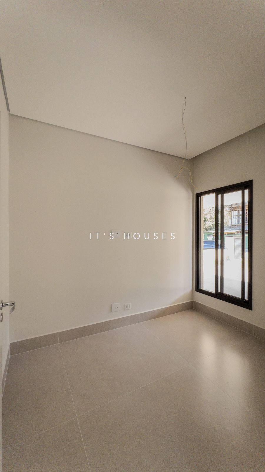 Suíte principal casa à venda em Itahye Residencial, Alphaville, Barueri — 5 suítes, 509 m² — imagem 4 de 30