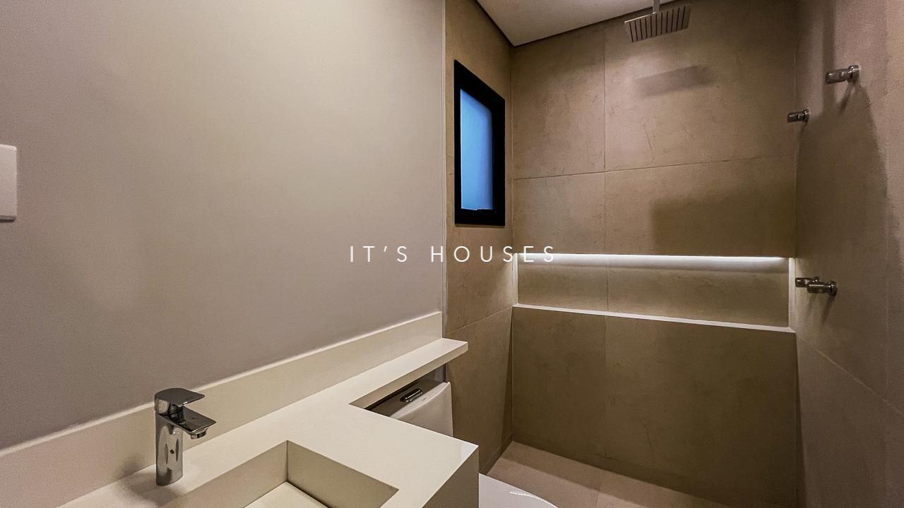 Área de convivência casa à venda em Itahye Residencial, Alphaville, Barueri — 5 suítes, 420 m² — imagem 6 de 23