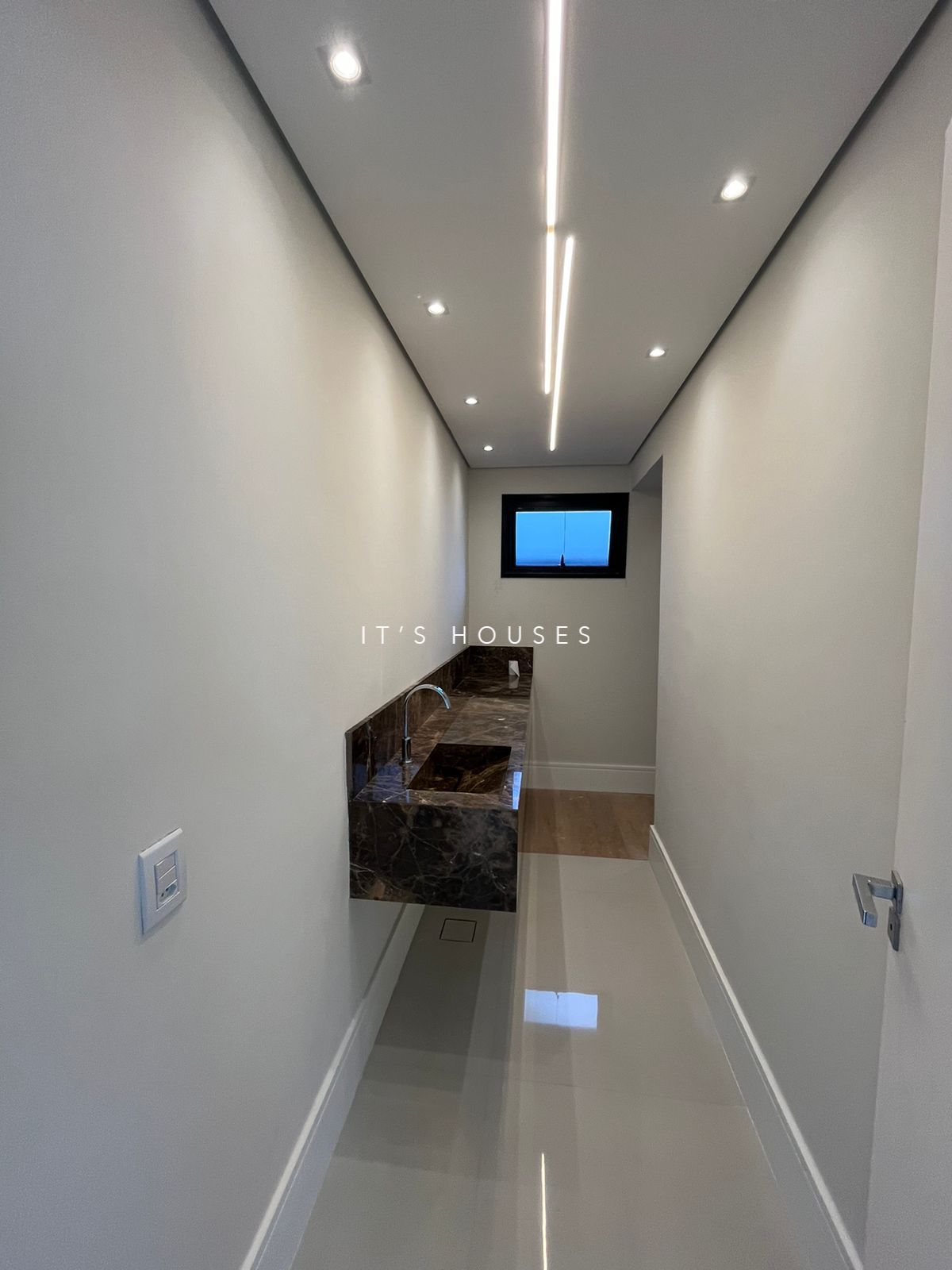 Sala de estar apartamento à venda em Alpha Plus, Alphaville, Barueri — 4 suítes, 650 m² — imagem 2 de 24