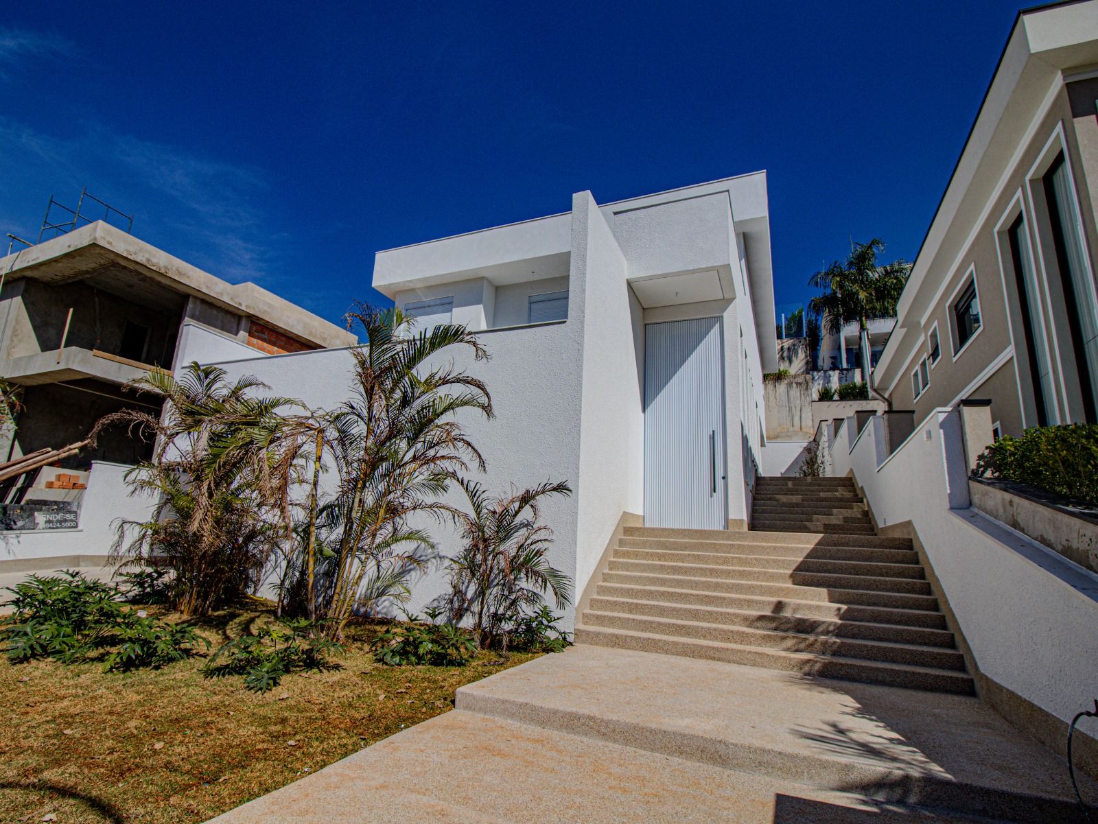 Cozinha e área gourmet casa à venda em Burle Marx, Alphaville, Santana de Parnaíba — 4 suítes, 365 m² — imagem 3 de 30