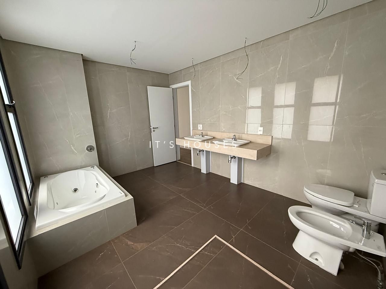 Área de convivência apartamento à venda em Canvas Alphaville, Alphaville, Barueri — 3 suítes, 344 m² — imagem 6 de 16