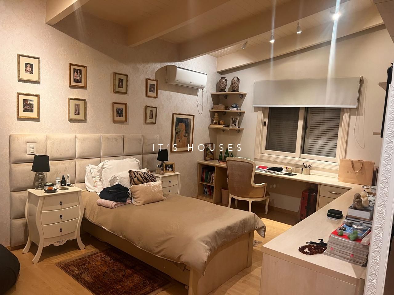 Cozinha e área gourmet casa para alugar em Alphaville Residencial 10, Alphaville, Santana de Parnaíba — 4 suítes, 1000 m² — imagem 3 de 8