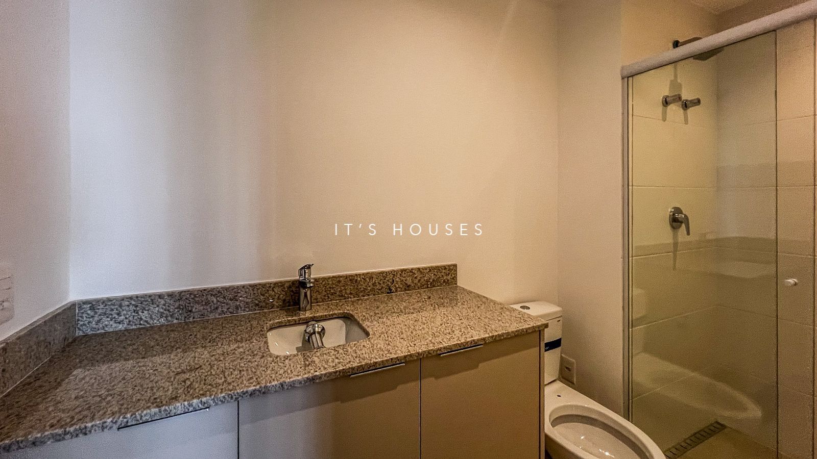 Suíte principal apartamento para alugar em Oka Mamore, Alphaville, Barueri — 2 suítes, 85 m² — imagem 4 de 8