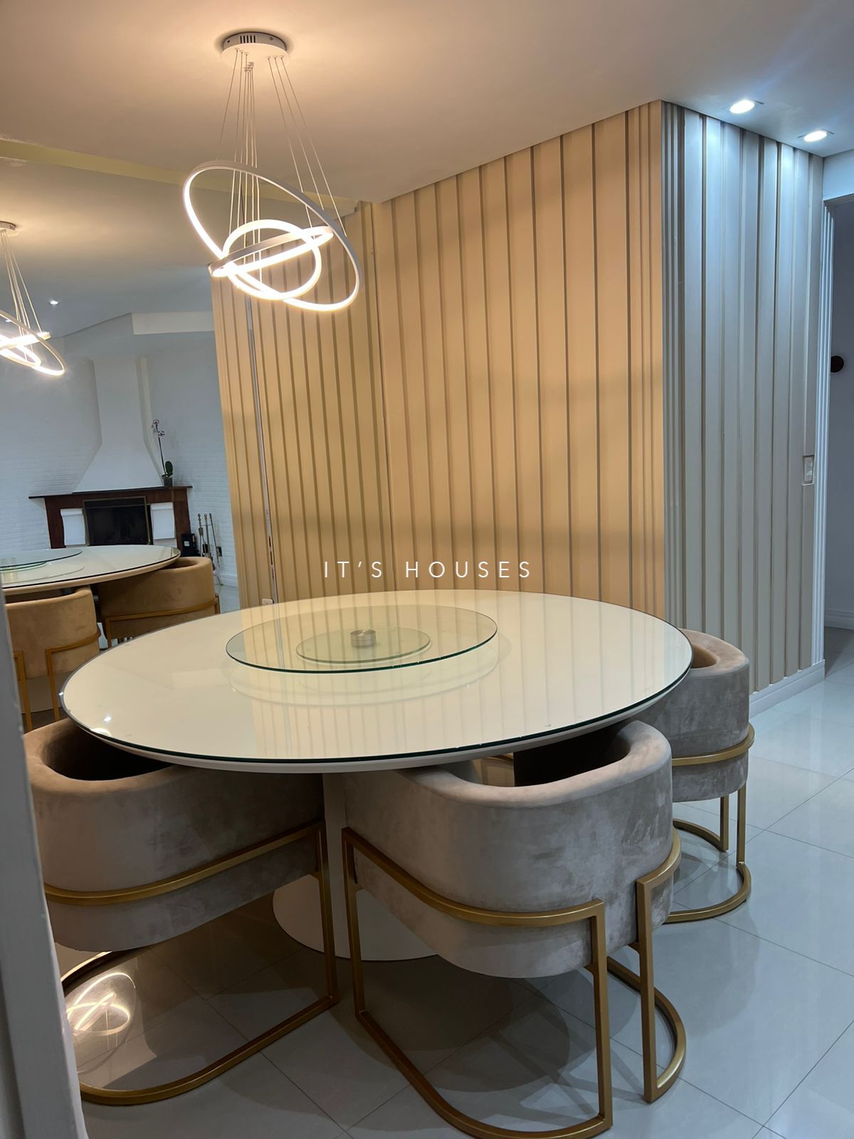 Cozinha e área gourmet casa à venda em Tambore 4, Alphaville, Santana de Parnaíba — 1 suíte — imagem 3 de 28